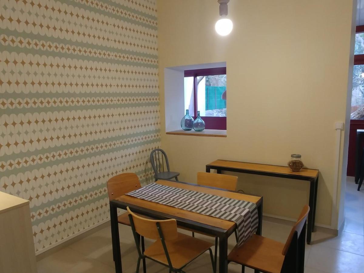 Apartmán Rez De Chaussee Centre, Jardin Narbonne Exteriér fotografie